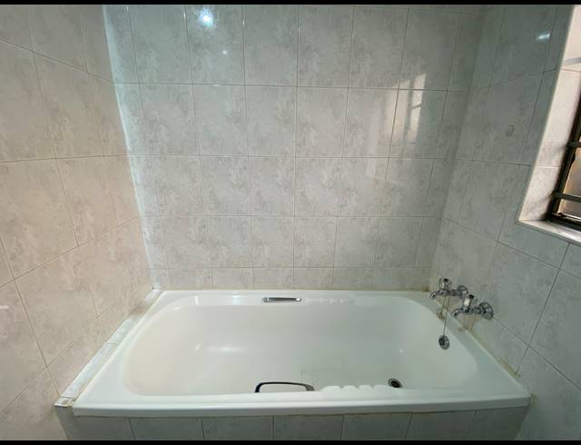 2 BEDROOM APARTMENT FOR SALE IN SOUTH CREST